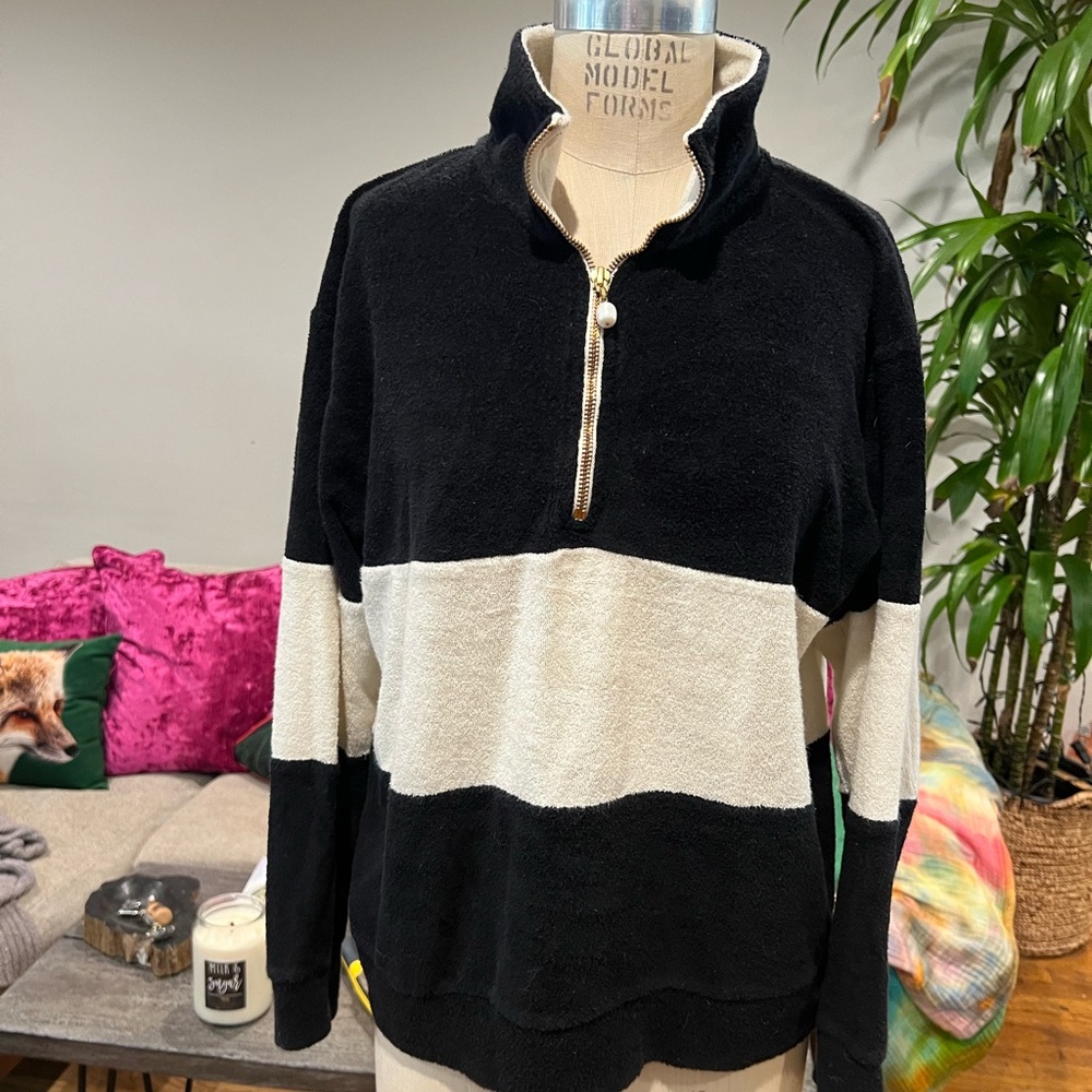 DONNI. Terrycloth Top Pearl Zipper Chic Black & White Sweatshirt